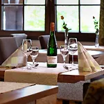 Weinhotel Sonnenschein 3* ארנסט