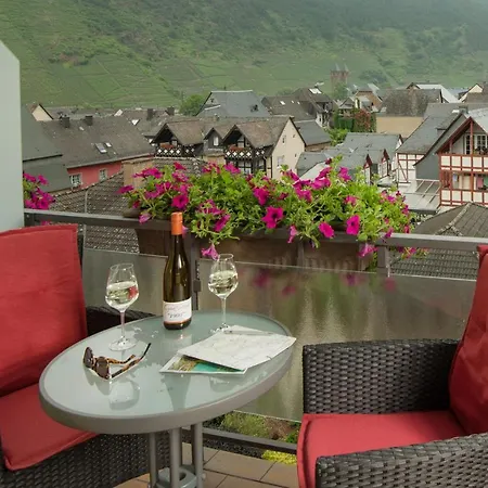 ゲストハウス Weinhotel Sonnenschein エルンスト