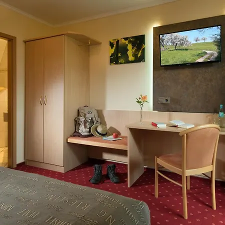 Pensión Weinhotel Sonnenschein Ernst