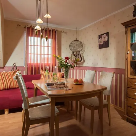 Pensión Weinhotel Sonnenschein 3*