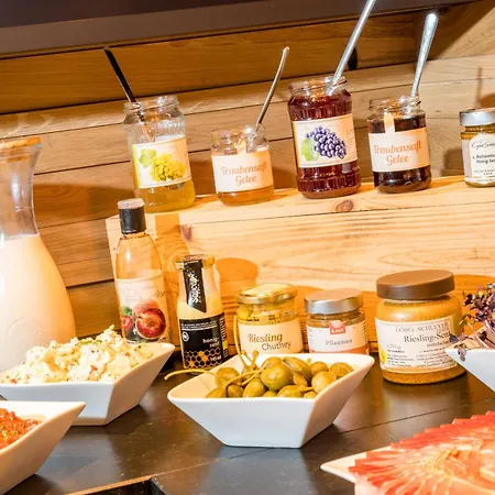 ゲストハウス Weinhotel Sonnenschein 3*