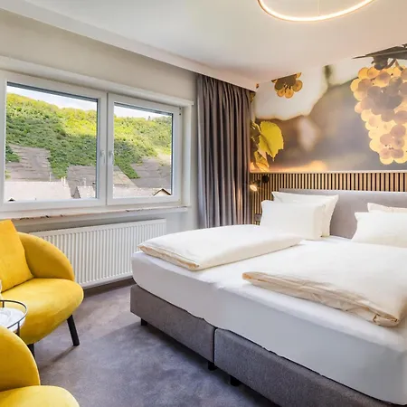 Pensión Weinhotel Sonnenschein 3*