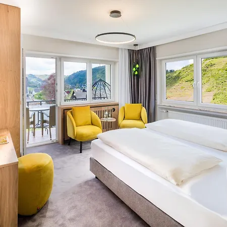 Weinhotel Sonnenschein 3* Ernst