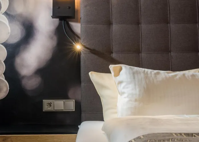 Weinhotel Sonnenschein 3* Ernst