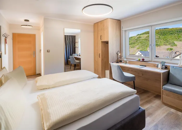 Gasthof Haus Sonnenschein 3*