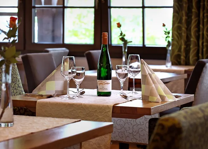 Weinhotel Sonnenschein 3* Ernst